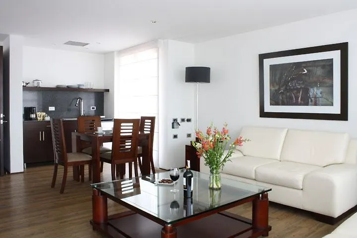 Suites Casa 95 Bogota 4*,